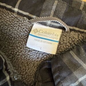 Columbia Gray Plaid Jacket with Fleece Lining